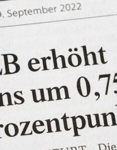 Ständige Leitzinserhöhung: Was man jetzt tun sollte (Foto: Adobe Stock-blende11.photo)