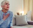 Schnelle Hilfe gegen Sodbrennen (Foto: Adobe Stock-Jelena Stanojkovic)