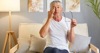 Augeninfarkt: Symptome, Behandlung und Gefahren im (Foto: AdobeStock 644453755 sementsova321)