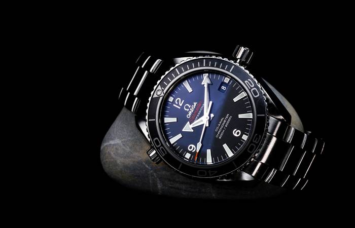 Viele Uhrenliebhaber setzen nicht nur das jeweilige Uhrenmodell in den Fokus, sondern vor allem die Geschichte der Marke. (Foto: AdobeStock - 721215144_ gpriccardi) 