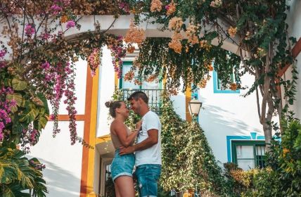 Romantik pur: Flitterwochen auf Teneriffa (Foto: AdobeStock - Ruben Chase 535847736)