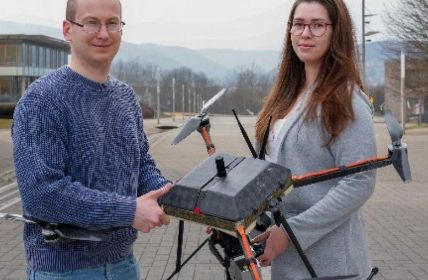 TU Ilmenau präsentiert innovative Technologien für autonomes Fahren und (Foto: TU Ilmenau/Eleonora Hamburg)