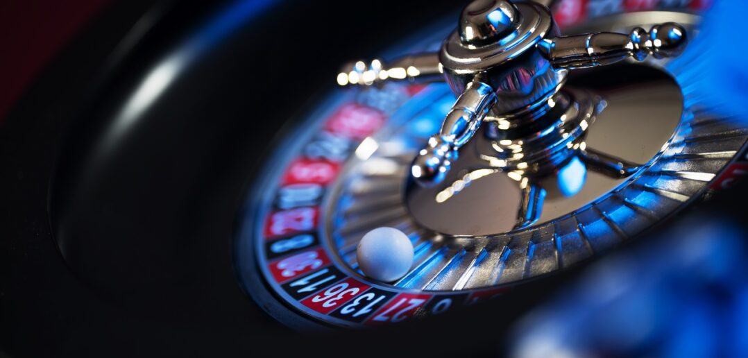 Schufa im Casino: Mehr Schutz und ein höheres Einzahlungslimit für Spieler? (Foto: AdobeStock - Aerial Mike - 170536714)