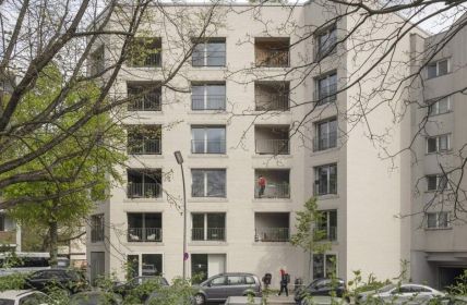 Berliner Neubau Neukölln am Mittelweg kombiniert Architektur mit (Foto: Jan Bitter)