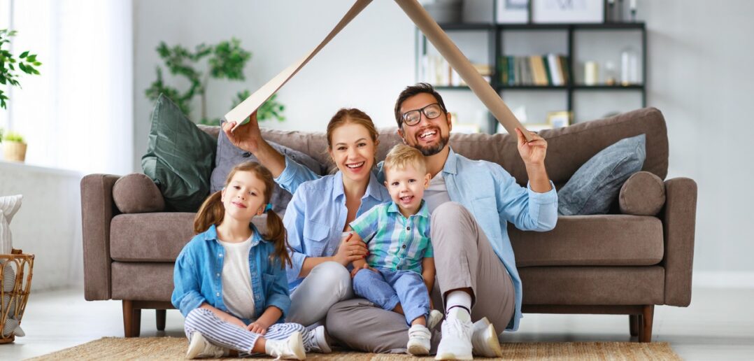 Hausrat, Gebäude & Co.: So versichern Sie Ihr Zuhause richtig (Foto: AdobeStock - v - 256528624)