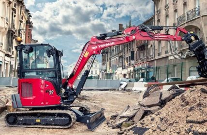 Neuer Yanmar SV39 glänzt mit Stabilität und effizientem (Foto: Antoine TACCETTI)