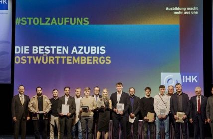 IHK Ostwürttemberg zeichnet duale Jahresspitzenleistungen im Congress Centrum (Foto: IHK Ostwürttemberg/Max Walter)