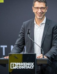 Phoenix Contact stellt globale Neuausrichtung auf internationale Produktionsstandorte (Foto: Phoenix Contact GmbH & Co. KG)