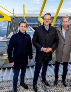SIGNAL IDUNA PARK installiert mit RWE weltweit größte (Foto: BVB.)