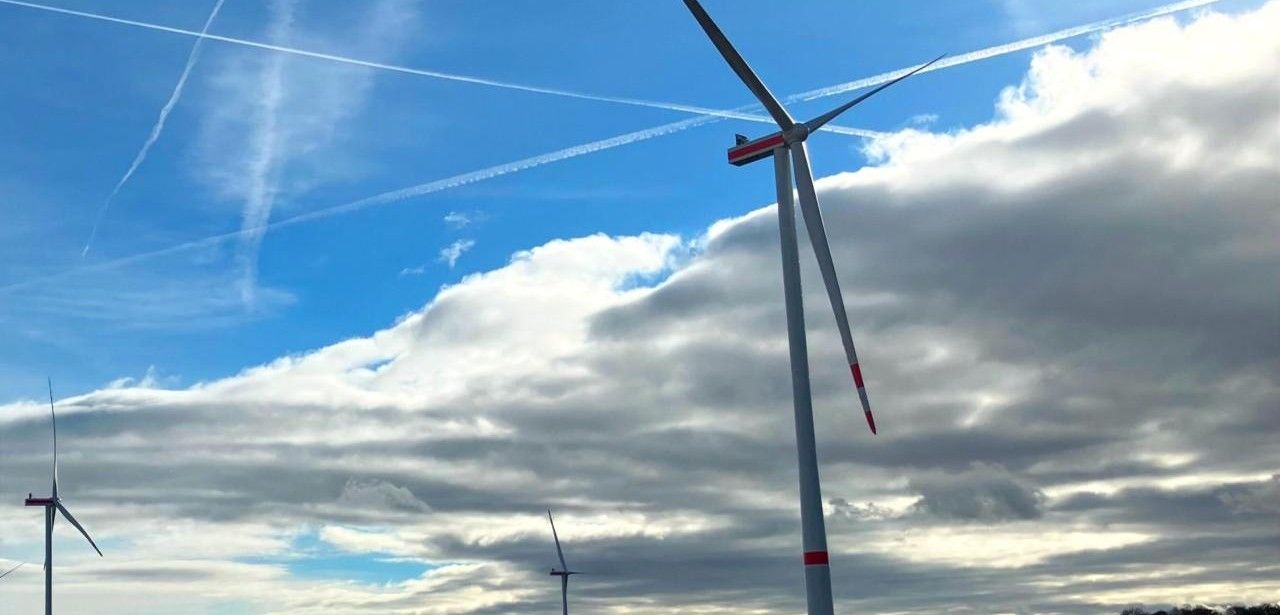 Windpark Dollenkamp mit 45 MW erreicht 100.000 MWh Ökostrom (Foto: ENOVA Holding GmbH & Co. KG)