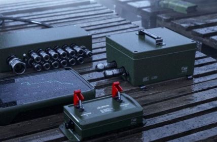 BOPLA und ROSE bündeln Kompetenzen für Verteidigungs- und (Foto: Bopla Gehäuse Systeme GmbH, ROSE Systemtechnik GmbH)