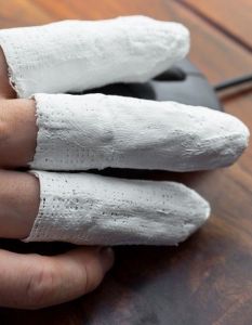 Assekurata zeichnet CosmosDirekt erneut für kundenorientierte, transparente BU-Leistungsregulierung (Foto: AdobeStock - M.Dörr & M.Frommherz - 83115102)