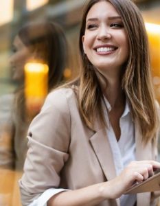 Cosmos besteht sechste Fairnessprüfung - Transparenz und Kundennutzen (Foto: AdobeStock - NDABCREATIVITY - 296750103)