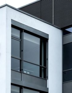 Debeka Bausparkasse gewinnt Service-Preis 2026 in Kategorie Kredit (Foto: AdobeStock - EKH-Pictures - 411349177)