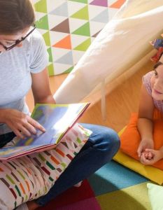 Jetzt Gütesiegel Buchkita beantragen: Leseförderung sichtbar machen bis (Foto: AdobeStock -  lordn - 226592386)