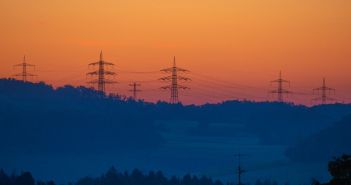 E.ON erreicht zwei Millionen erneuerbare Energienetze innerhalb zweieinhalb (Foto: AdobeStock - Dirk - 482007950)