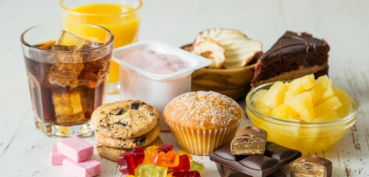 Fast 4000 Mediziner fordern jetzt Zuckersteuer gegen ernährungsbedingte (Foto: AdobeStock -  anaumenko - 109196840)