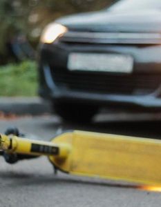 Neuer Gesetzentwurf führt verschuldensunabhängige Haftung für E-Scooter Halter (Foto: Automobilclub KS e.V.)