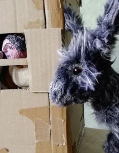 Puppenspielerin Warmuth zeigt "Armer Esel Alf" Sonntagmorgen im (Foto: Heidrun Warmuth)