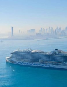 Winterroute 2027/28: AIDAperla ab Dubai im Arabischen Golf (Foto: AIDA Cruises)