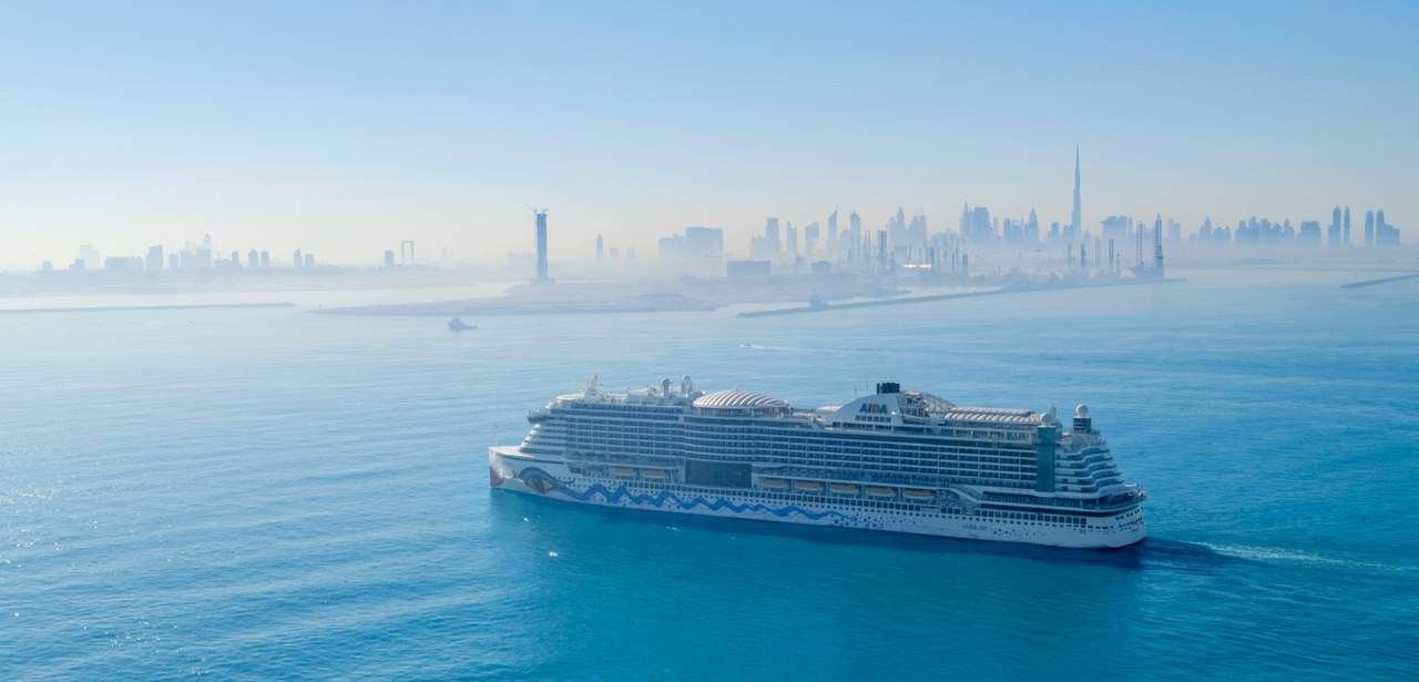 Winterroute 2027/28: AIDAperla ab Dubai im Arabischen Golf (Foto: AIDA Cruises)