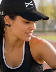 Callibri Baseball Cap ermöglicht kabellose EEG-Erfassung ohne Gel (Foto: MindTecStore Europa)