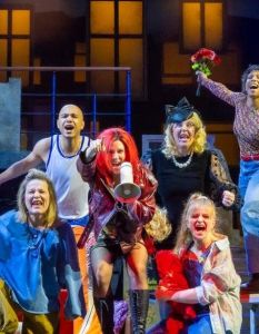 WIR SIND AM LEBEN erweitert Laufzeit bis April 2027 (Foto: Stage Entertainment)