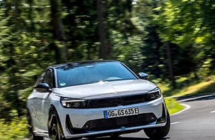 Neuer Opel Corsa GSE: 281 PS, 374 Kilometer Reichweite (Foto: Opel Automobile GmbH)