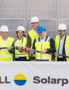 Vattenfall eröffnet Solarpark Nauen mit 46 MWp, zehnjährigem (Foto: Vattenfall GmbH)